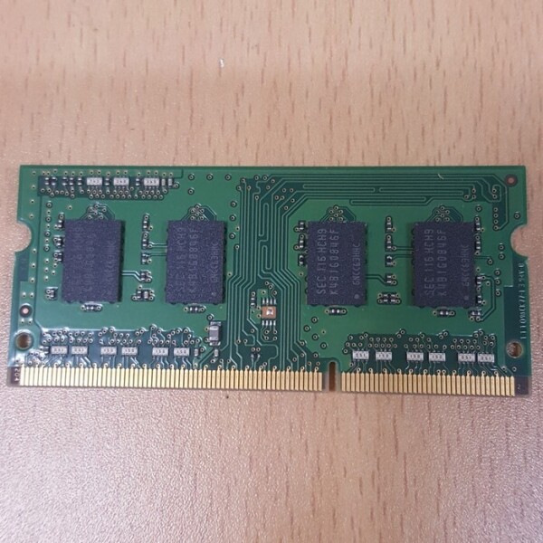 액정도매(LCD도매),RAM NT 1GB DDR3-1333 PC3-10600S M471B2873FHS-CH9 삼성중고