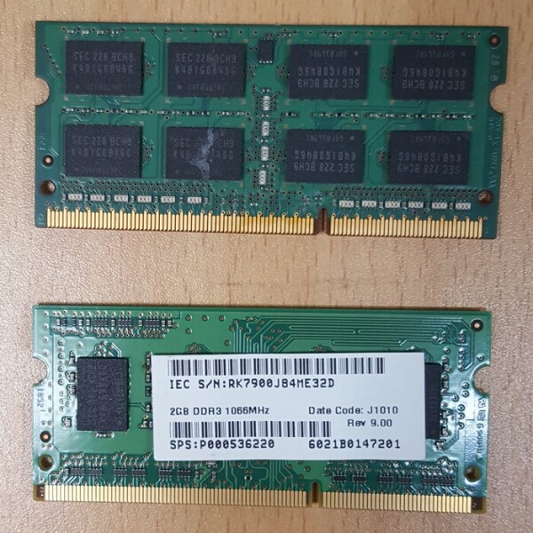 액정도매(LCD도매),RAM NT 2GB DDR3-1333 PC3-10600S M471B5673GB0-CH0 204핀 중고
