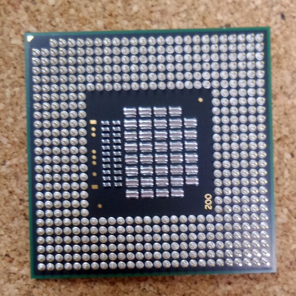 액정도매(LCD도매),CPU NT 코어2듀오 T7700(2.4G/4M/800)SLA43 SLAF7 중고