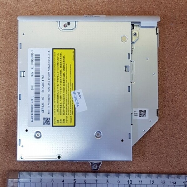 액정도매(LCD도매),ODD DVD멀티 UJ8A2ABSX2-S 9.5mm SATA Slim DVD RW