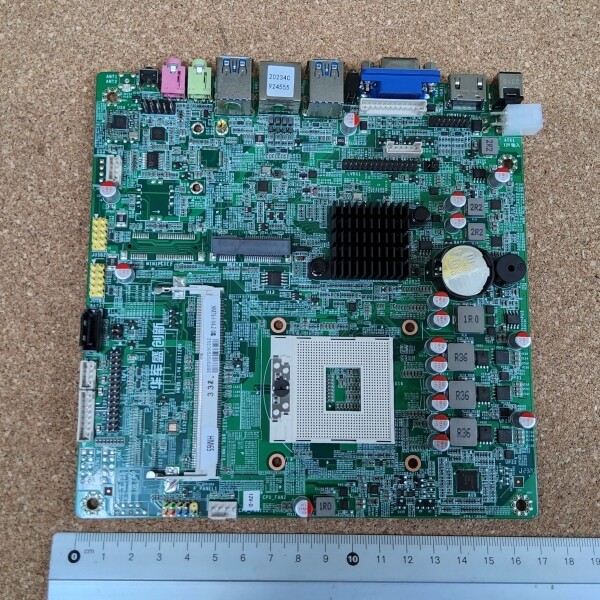 액정도매(LCD도매),메인보드  HM76-I (HS NM70-I-I3/3M) 2~3세대 ITX X86 MAINBOARD  신품 HM76-I